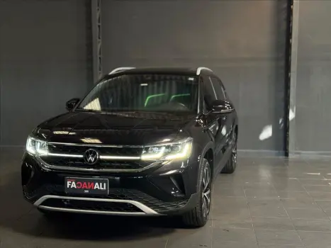 VOLKSWAGEN Taos 1.4 16V 4P FLEX 250 TSI HIGHLINE AUTOMTICO, Foto 2