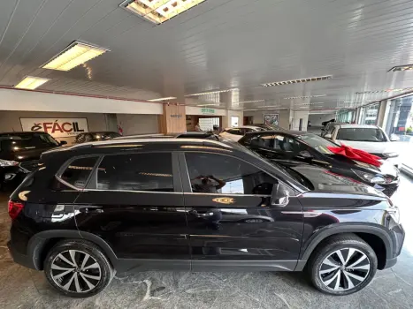 VOLKSWAGEN Taos 1.4 16V 4P FLEX 250 TSI HIGHLINE AUTOMTICO, Foto 2