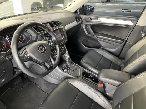 VOLKSWAGEN Tiguan 1.4 250 TSI TOTAL FLEX ALLSPACE TURBO AUTOMTICO TIPTRONIC, Foto 13