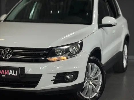 VOLKSWAGEN Tiguan 2.0 16V 4P TSI 4WD TURBO AUTOMTICO, Foto 2