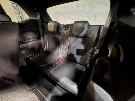 VOLKSWAGEN Tiguan 2.0 16V 4P TSI R-LINE TURBO AUTOMTICO TIPTRONIC, Foto 18