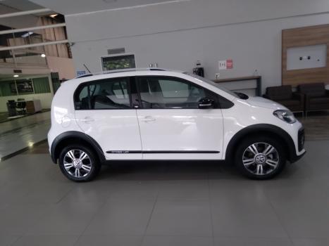 VOLKSWAGEN UP 1.0 4P FLEX 170 TSI CONNECT, Foto 3