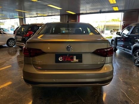 VOLKSWAGEN Virtus 1.0 4P 200 TSI FLEX COMFORTLINE AUTOMTICO, Foto 3
