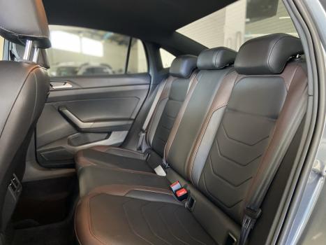 VOLKSWAGEN Virtus 1.0 4P 200 TSI FLEX HIGHLINE AUTOMTICO, Foto 11