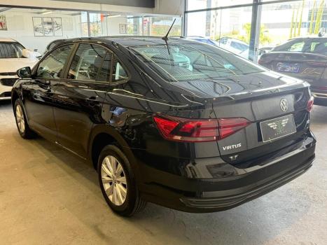 VOLKSWAGEN Virtus 1.6 4P MSI FLEX AUTOMTICO, Foto 8