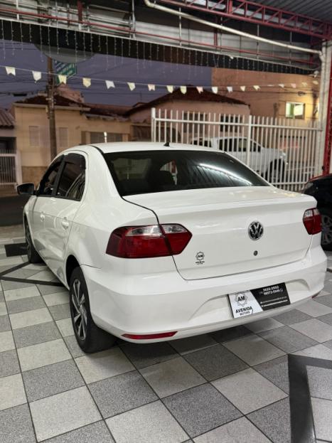 VOLKSWAGEN Voyage 1.6 4P COMFORTLINE FLEX, Foto 2