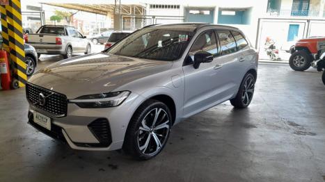 VOLVO XC60 2.0 16V 4P T8 RECHARGE HBRIDO ULTIMATE DARK AWD TURBO GEARTRONIC AUTOMTICO, Foto 3
