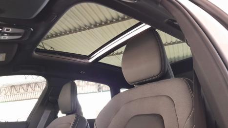 VOLVO XC60 2.0 16V 4P T8 RECHARGE HBRIDO ULTIMATE DARK AWD TURBO GEARTRONIC AUTOMTICO, Foto 7