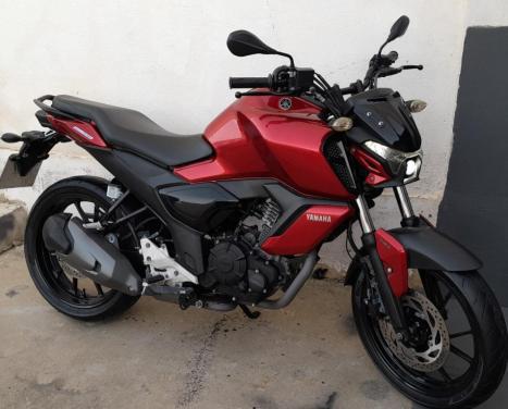 YAMAHA FZ 15 Fazer ABS, Foto 2