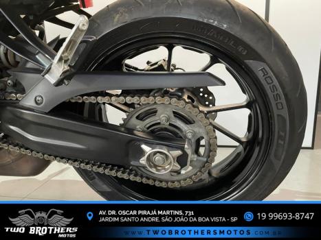 YAMAHA MT-07 700 ABS, Foto 9