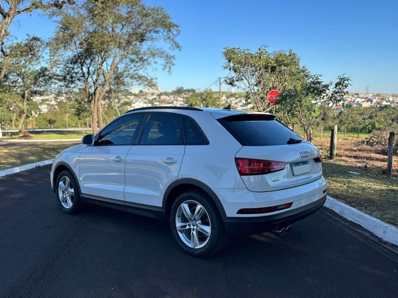 AUDI Q3 - Foto