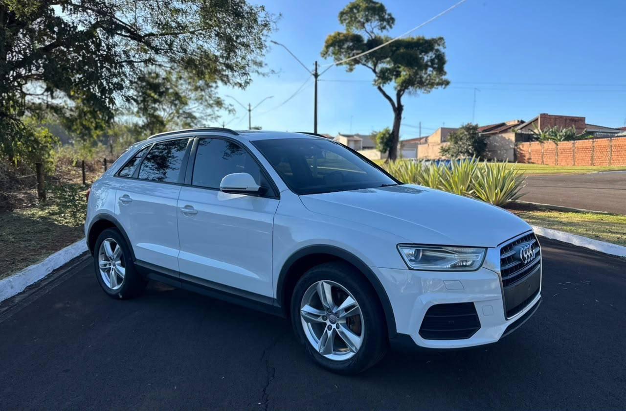 AUDI Q3 - Foto