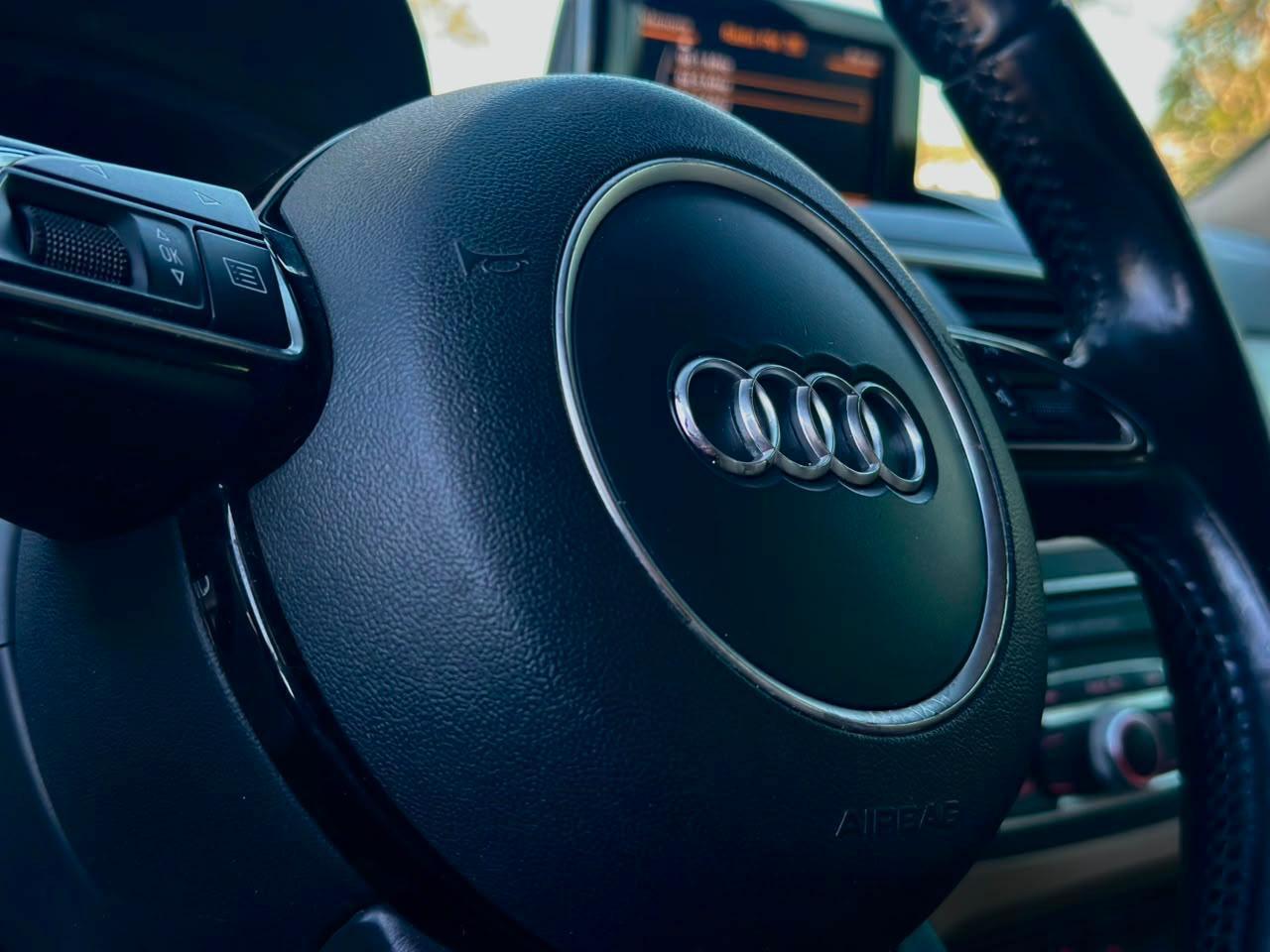 AUDI Q3 - Foto