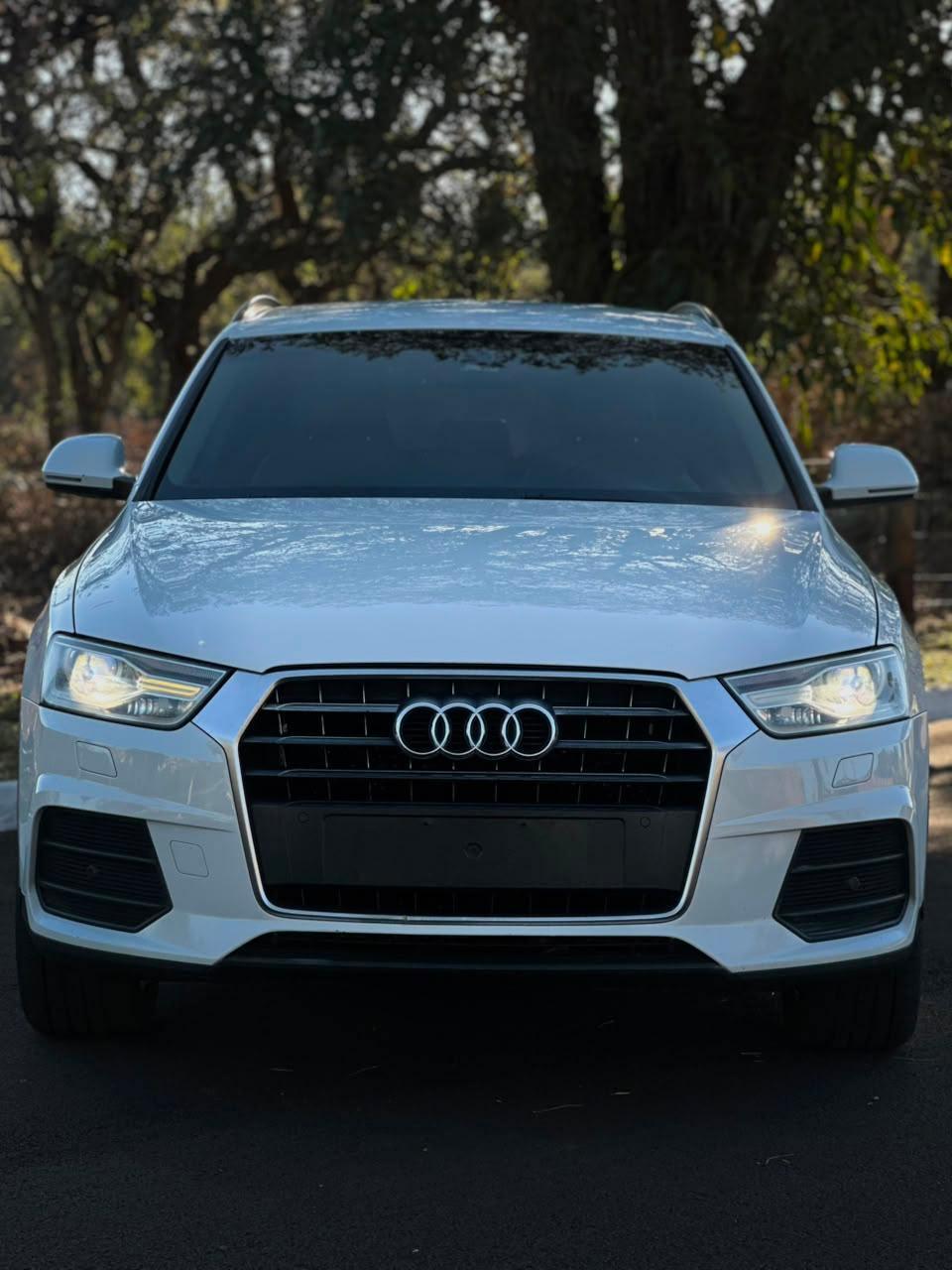 AUDI Q3 - Foto