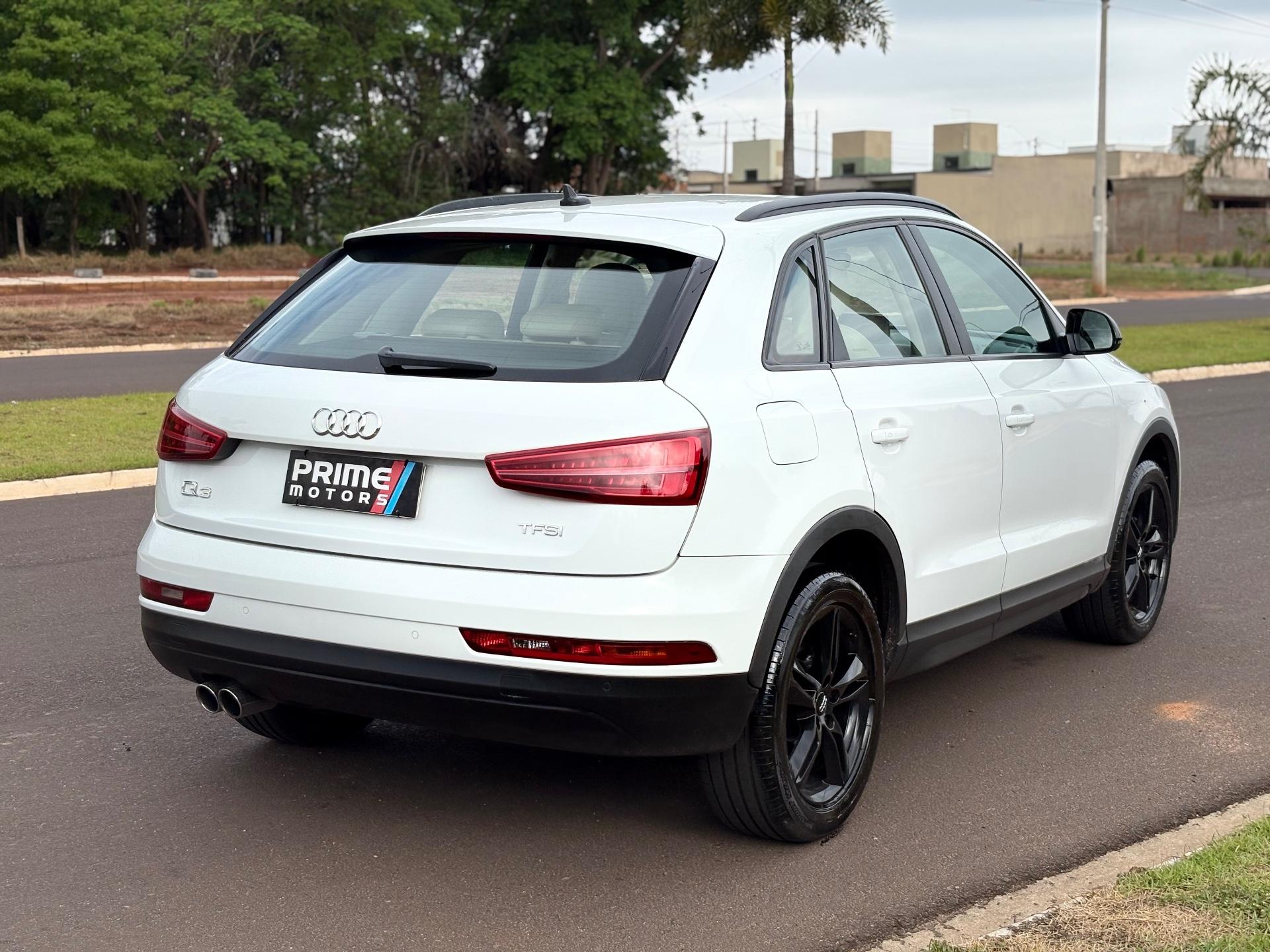 AUDI Q3 - Foto