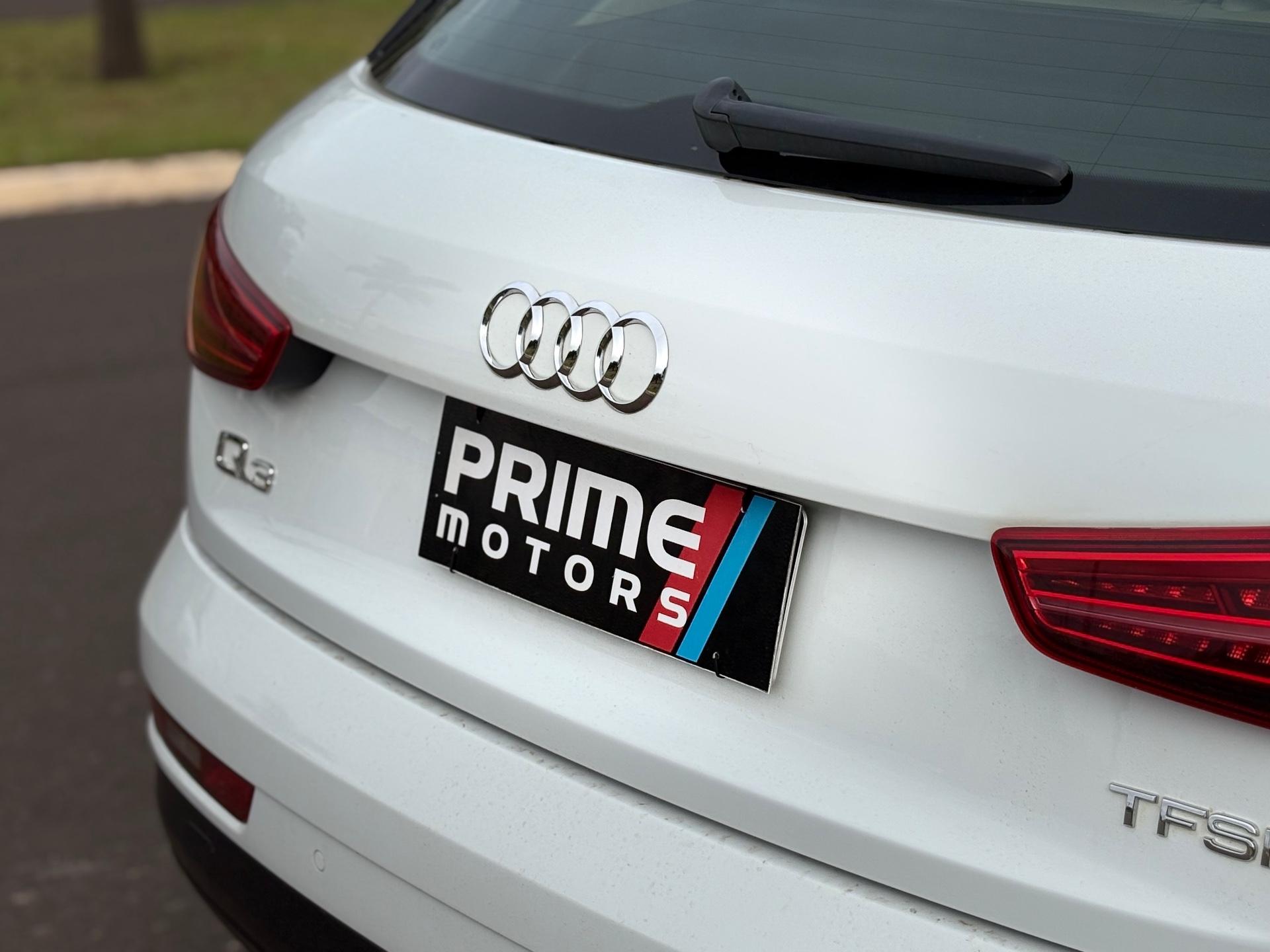 AUDI Q3 - Foto