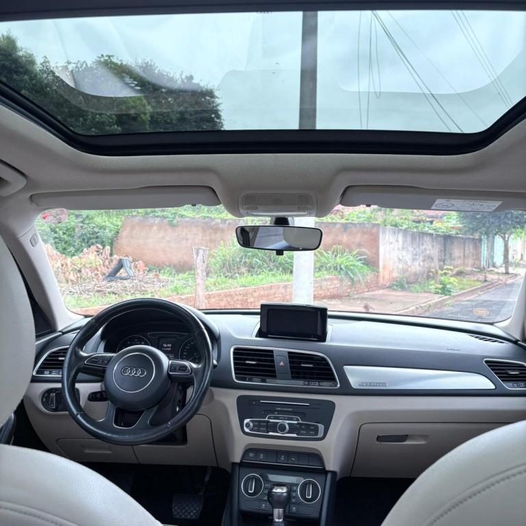 AUDI Q3 - Foto