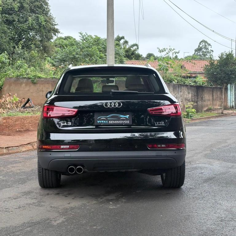 AUDI Q3 - Foto