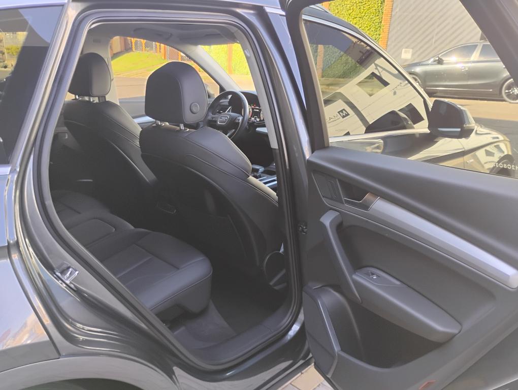 AUDI Q5 - Foto
