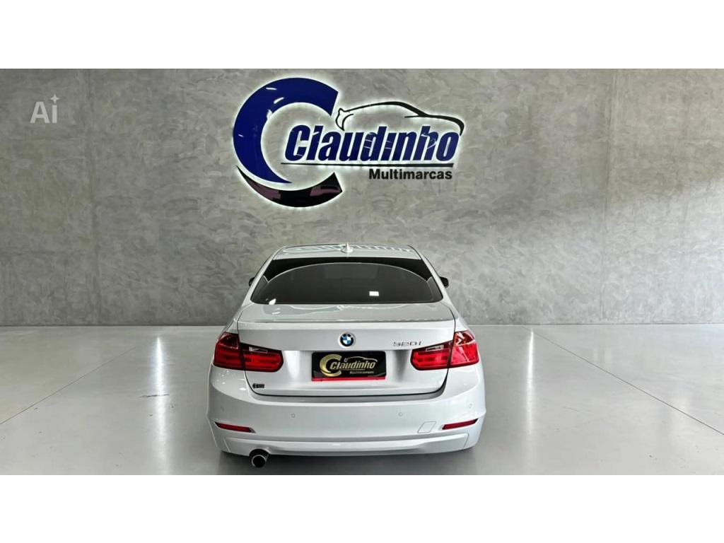 BMW 320I - Foto