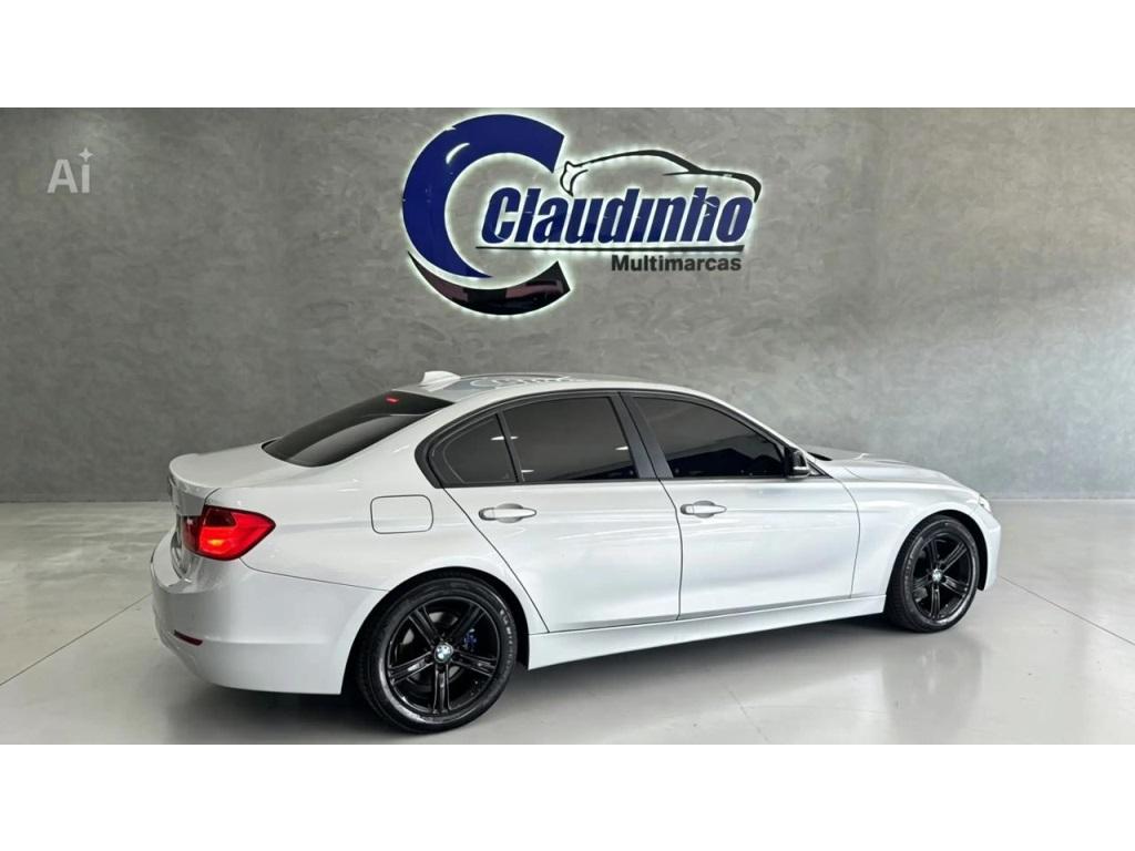 BMW 320I - Foto