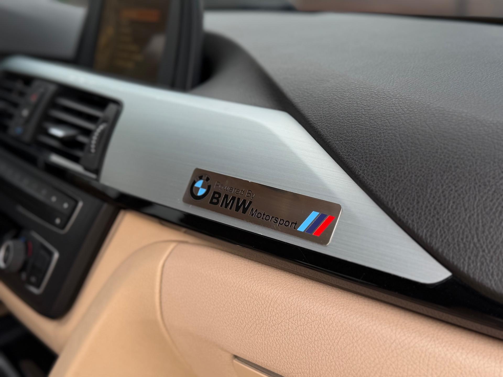 BMW 320I - Foto