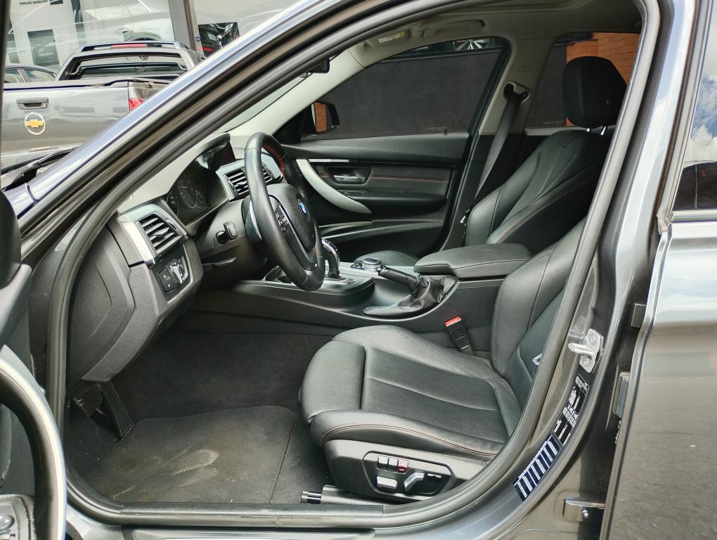 BMW 328I - Foto