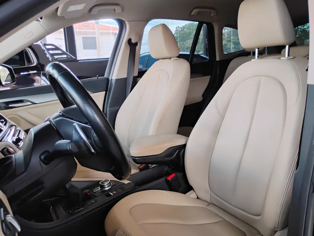 BMW X1 - Foto