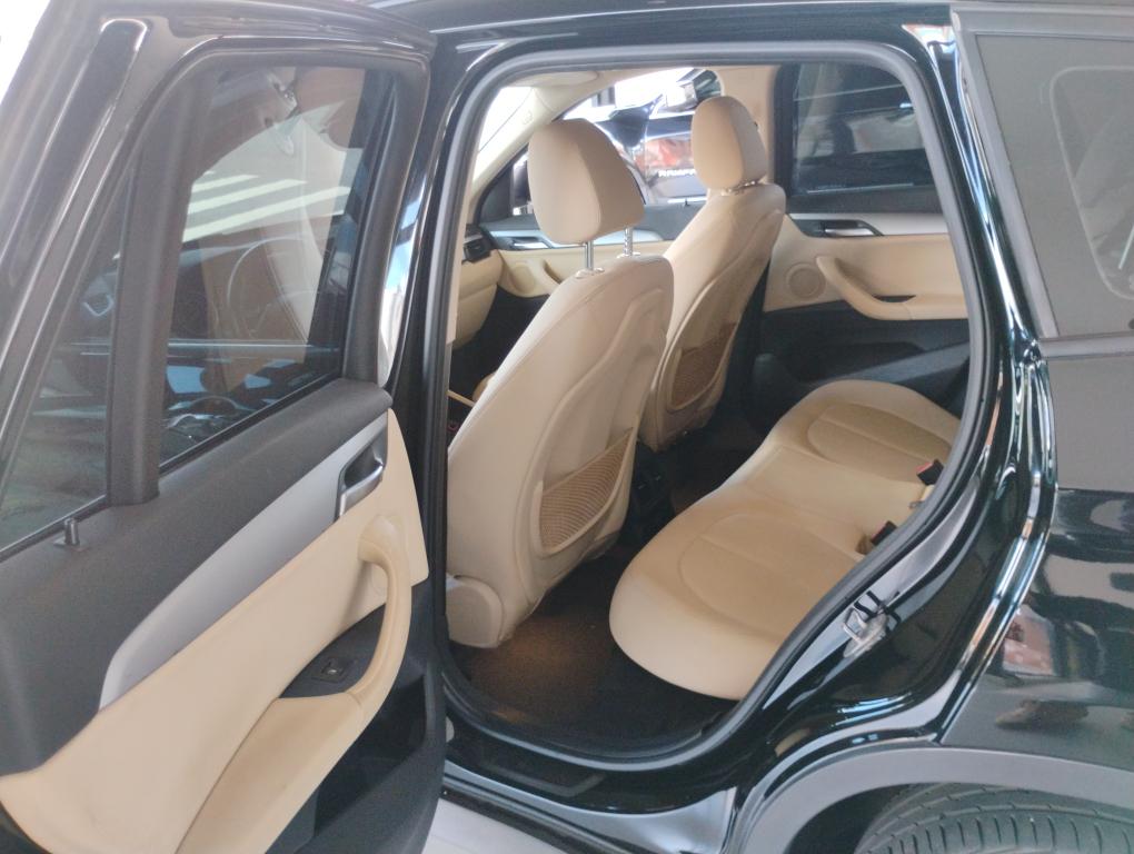 BMW X1 - Foto