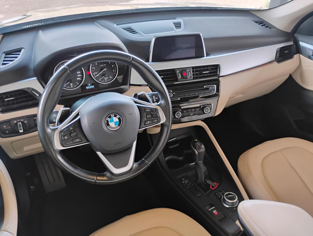BMW X1 - Foto