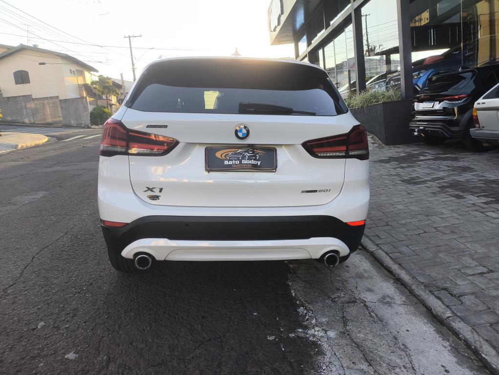 BMW X1 - Foto
