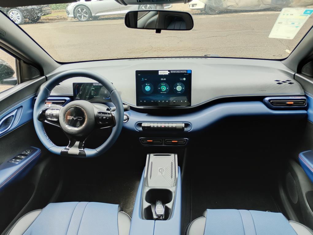 BYD Dolphin Mini - Foto