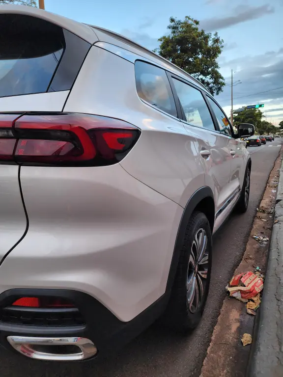 CHERY Tiggo 8 - Foto