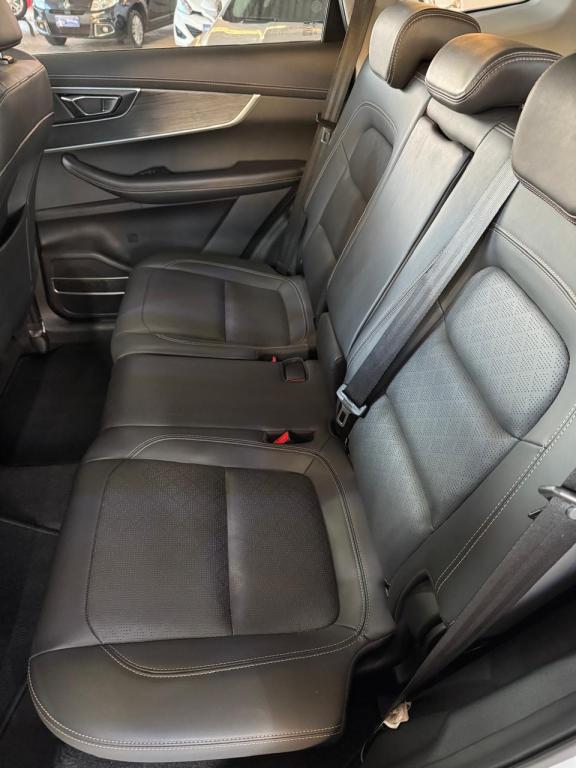 CHERY Tiggo 8 - Foto