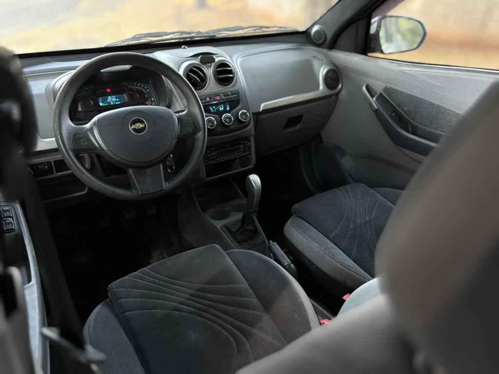 CHEVROLET Agile - Foto