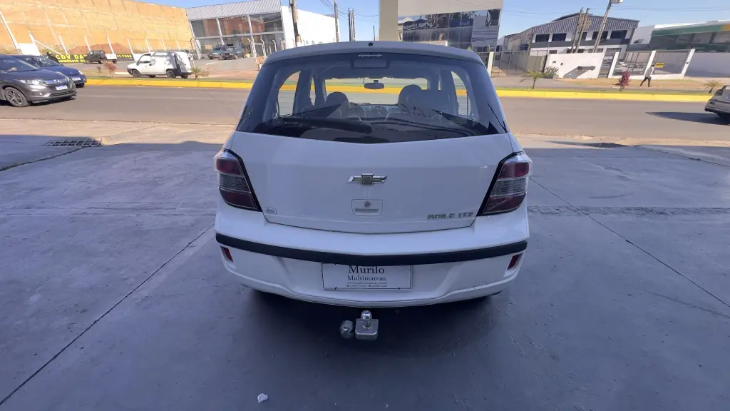 CHEVROLET Agile - Foto