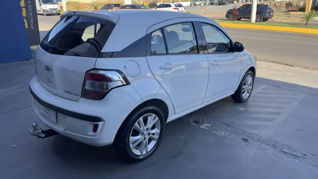 CHEVROLET Agile - Foto