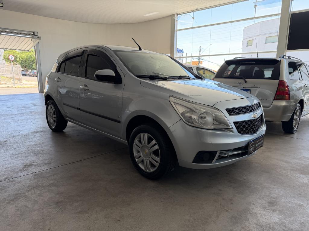 CHEVROLET Agile - Foto