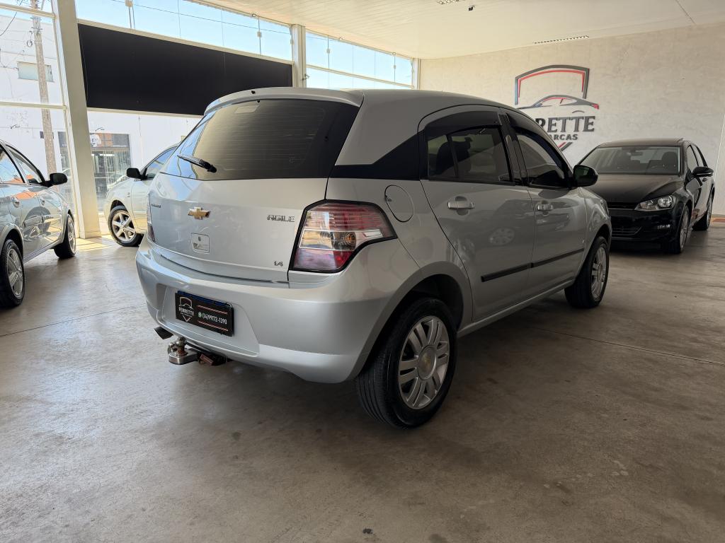 CHEVROLET Agile - Foto