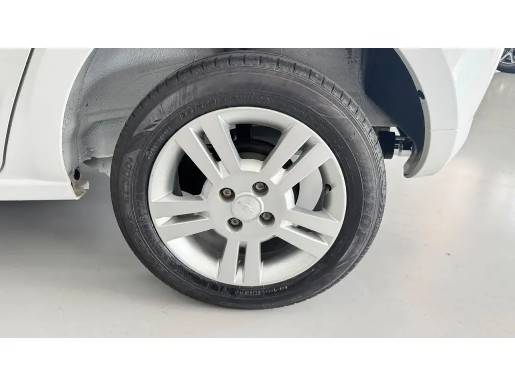 CHEVROLET Agile - Foto