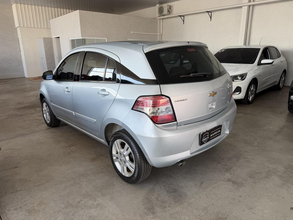 CHEVROLET Agile - Foto