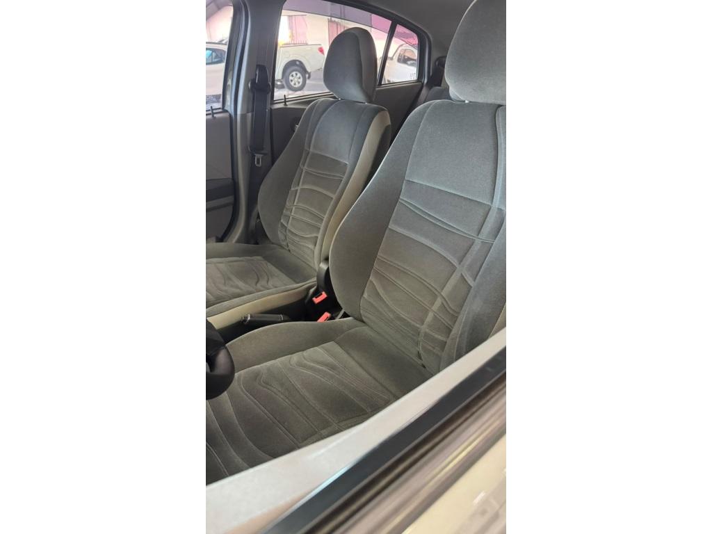 CHEVROLET Agile - Foto