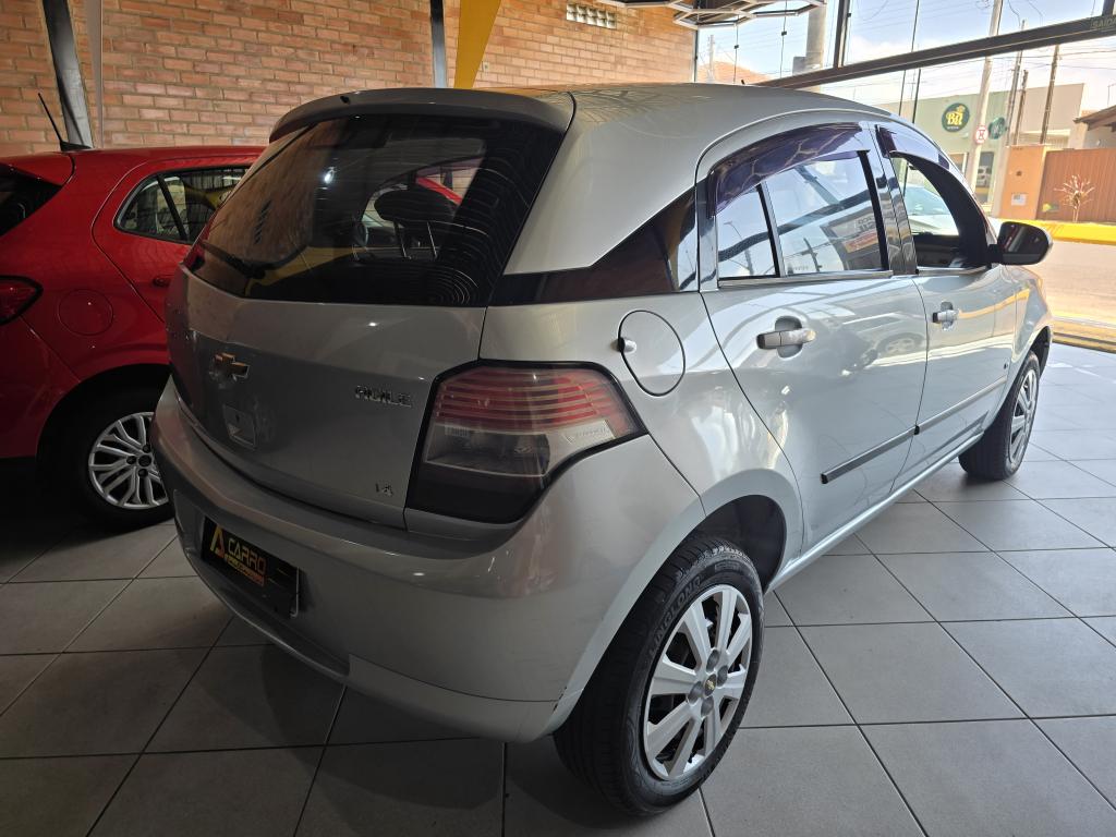 CHEVROLET Agile - Foto