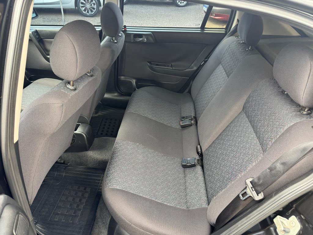 CHEVROLET Astra Hatch - Foto