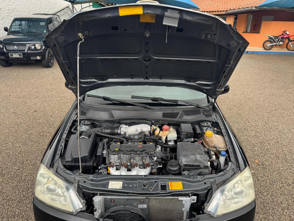 CHEVROLET Astra Hatch - Foto