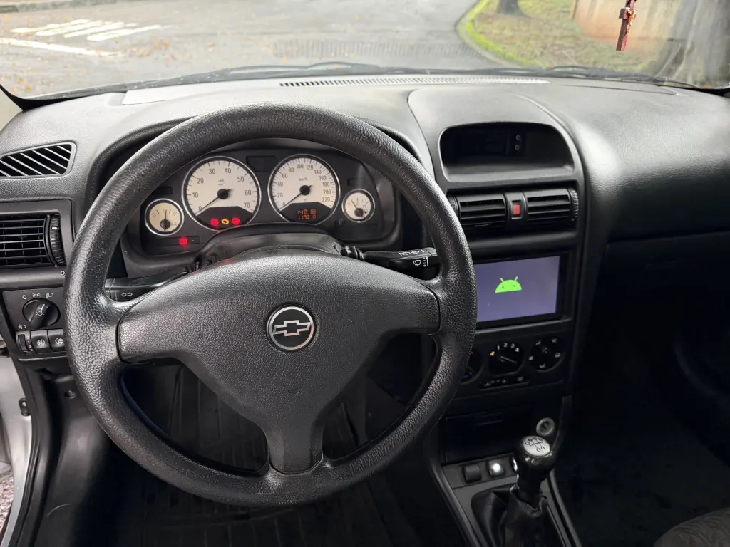 CHEVROLET Astra Hatch - Foto