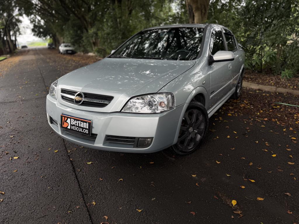 CHEVROLET Astra Hatch - Foto