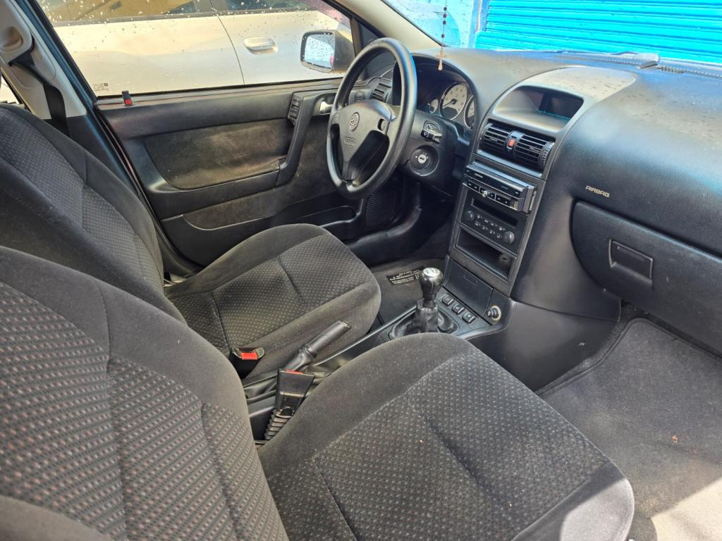 CHEVROLET Astra Hatch - Foto