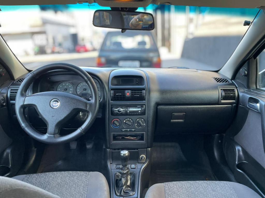 CHEVROLET Astra Hatch - Foto