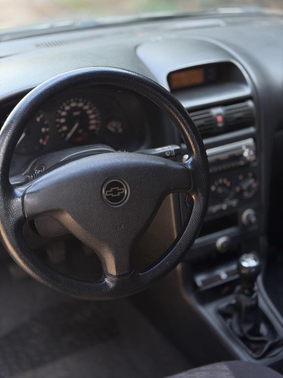 CHEVROLET Astra Hatch - Foto